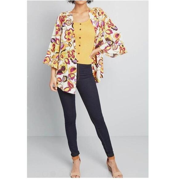 ModCloth Certainly Styled White Floral Kimono Size L/XL - Picture 3 of 9